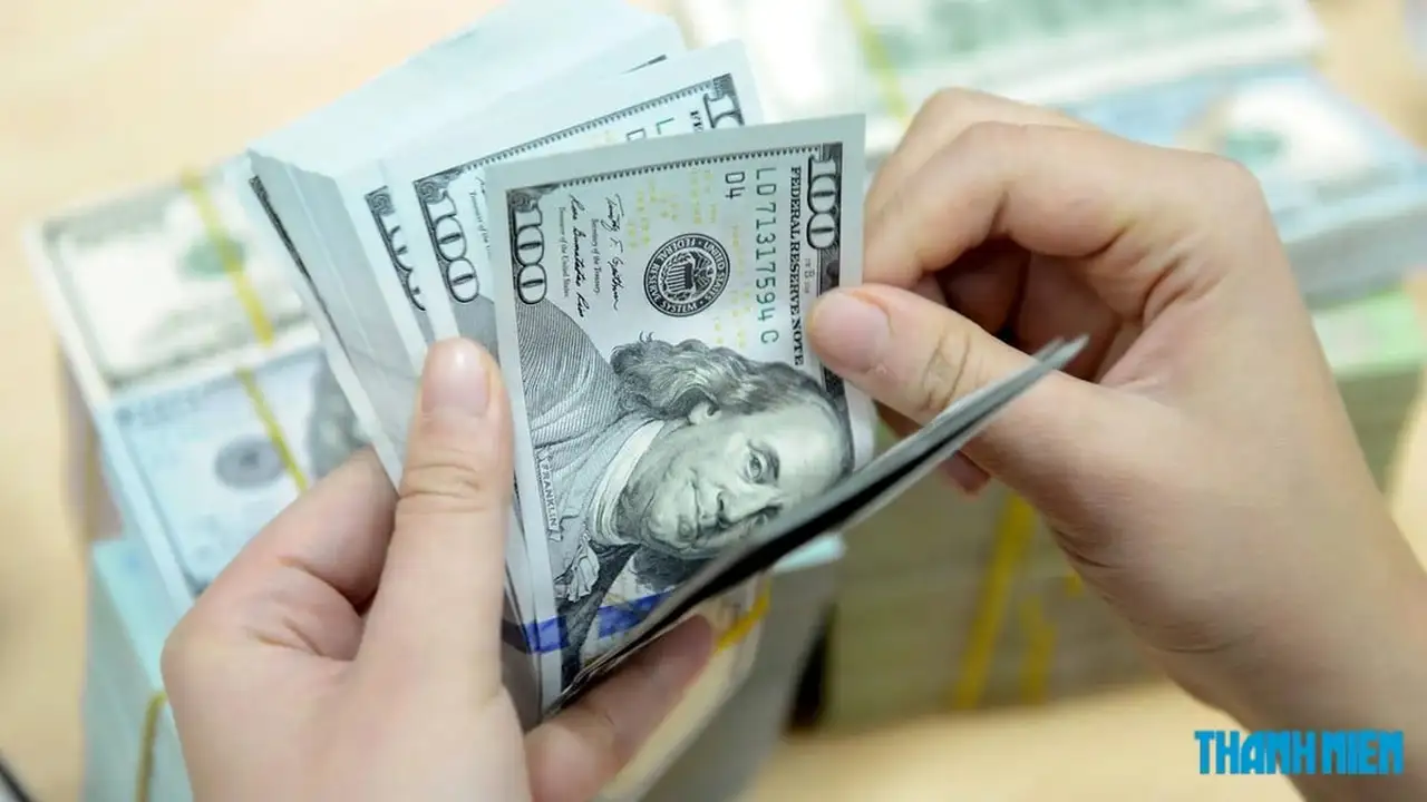 سعر الدولار يتجاوز ارتفاعه الأسبوعي في 25 يوليو 2026.